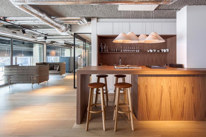 長(zhǎng)沙辦公室裝修如何設(shè)計(jì)？應(yīng)塑造出怎樣的環(huán)境氛圍才好